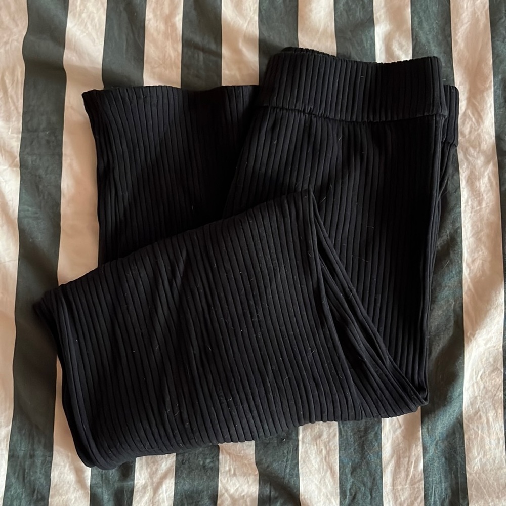 Storq rib pants for all stages of pregnancy